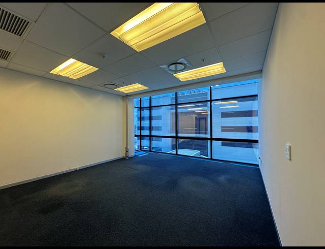 80M² OFFICE TO LET IN SANDTON CENTRAL